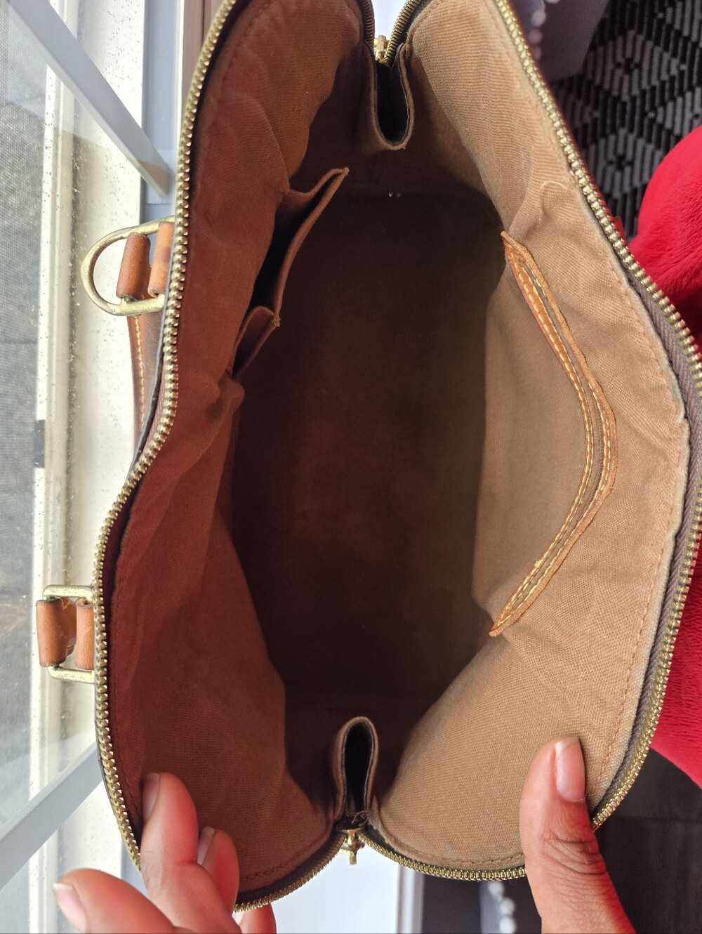 Louis Vuitton Brown Monogram Alma Handbag - Picture 10 of 16